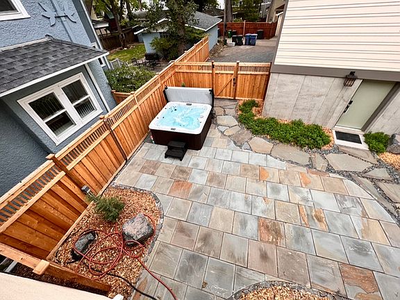 2nd image of 2425 W 21st St #3