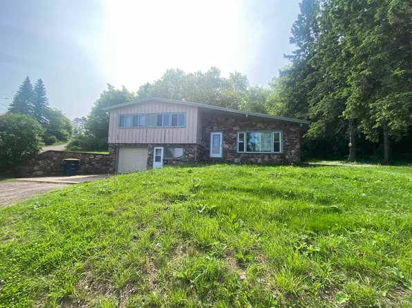 901 Spring St, Bessemer, MI 49911