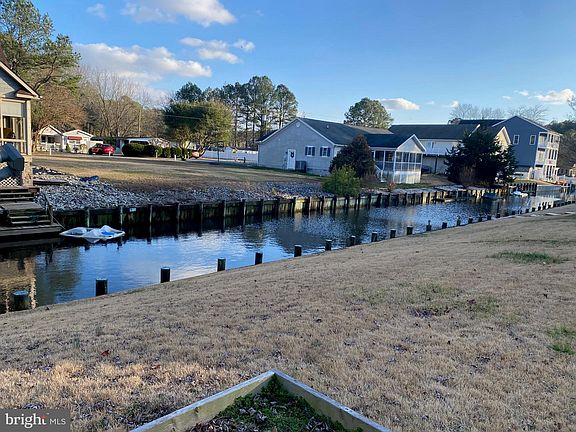 2nd image of 34641 Lagoona Dr