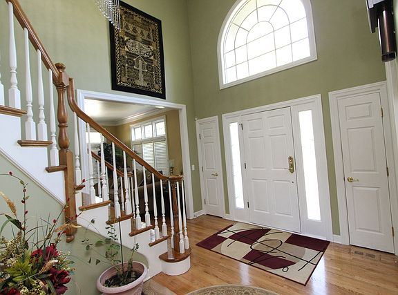 2nd image of 1423 Plumwood Dr