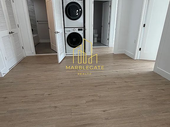 5th image of 276 Duncan Ave #44