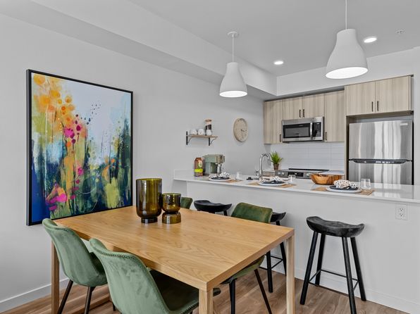 Zinnia | 2318 N 147th St, Seattle, WA