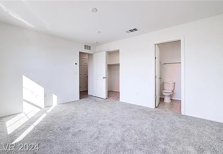 5613 Steampunk St — Photo 6