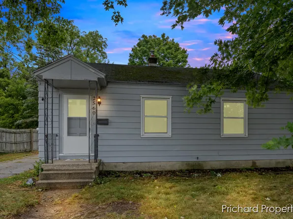 2560 Taft Ave SW, Wyoming, MI 49519
