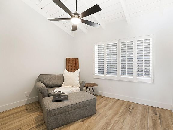 3rd image of 278 Tropic Dr