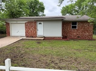 1506 Clayton Dr, Tahlequah, OK 74464