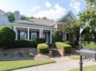 817 Scales Rd, Suwanee, GA 30024