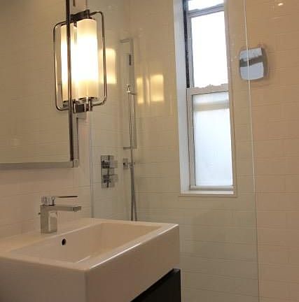 5th image of 261 W 22nd St APT 29