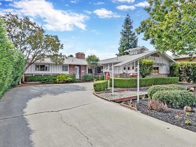 1106 Hawthorne Ave, Modesto, CA, 95350