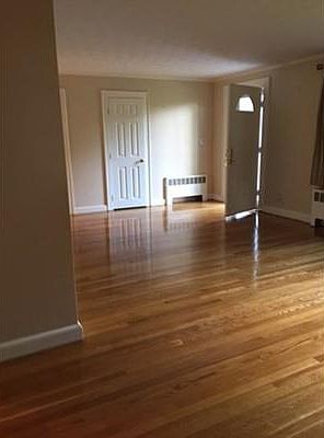 2nd image of 29 Chamberlain Ave