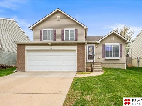 10913 Potter St, Omaha, NE 68142