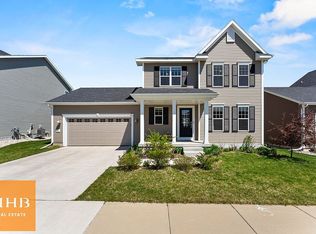 215 Breezy Grass Way, Madison, WI 53718