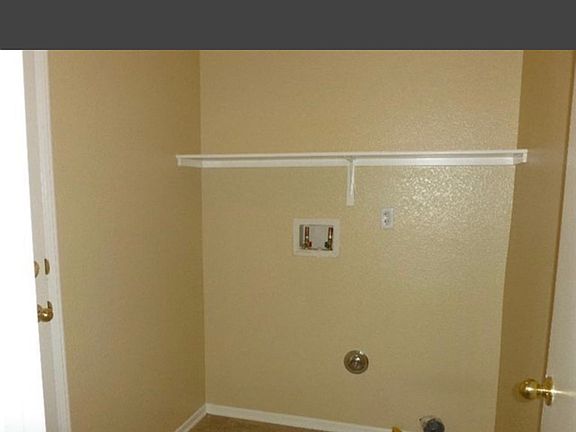 5th image of 15519 Keokuk Way