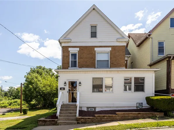 111 Hampton St, Wall, PA 15148