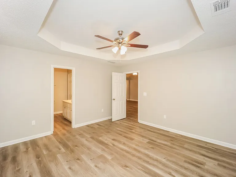 154 Fairhaven Trl — Photo 10