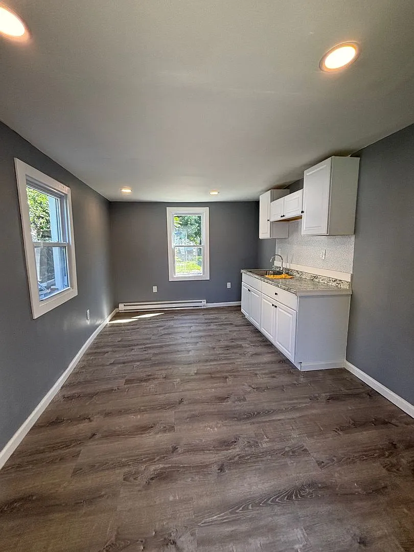50 Payne Ave — Photo 1