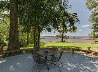 186 E Camp Perry Rd, Hertford, NC 27944