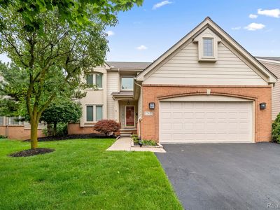 17638 Lake View Cir, Northville, MI, 48168