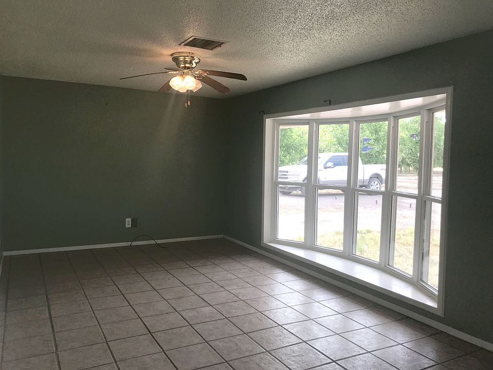 750 Yucca Rd, Mesilla Park, NM 88047 Zillow