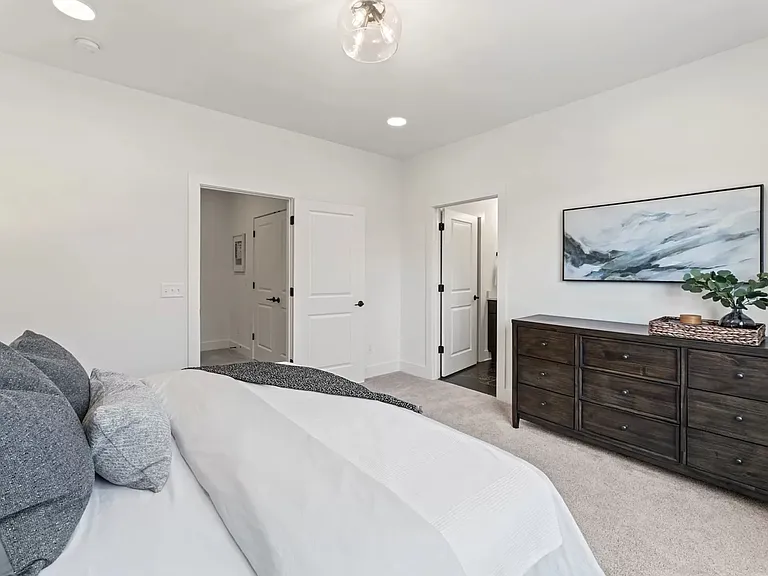 700 N Dupont Ave #212B — Photo 18