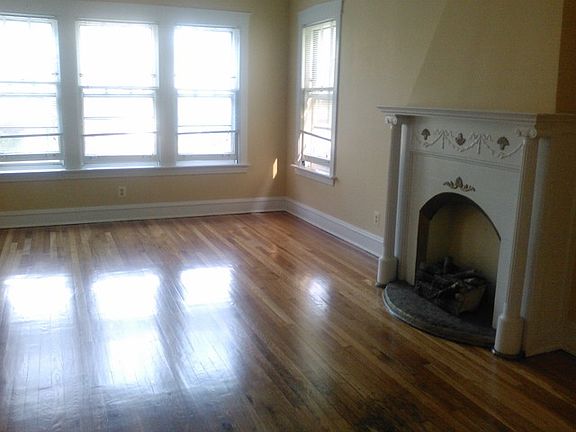 4th image of 4252 N Central Park Ave