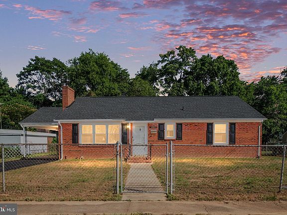 2nd image of 201 Rumford Rd