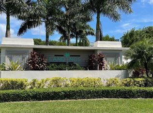 10890 SW 235th St, Homestead, FL 33032