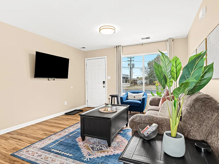 18381 Sharon Ln #18381 — Photo 15