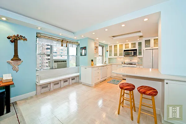 Sold by Halstead Real Estate | media 23