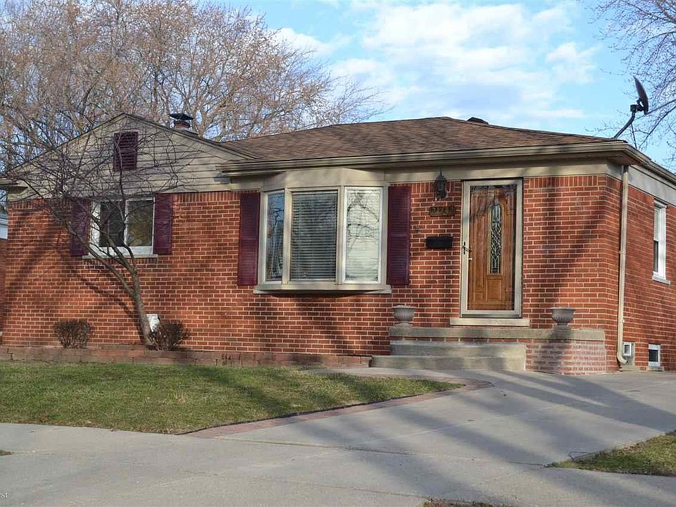 1st image of 21742 Arrowhead St