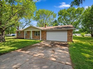 12 Circle Way, Saint Peters, MO 63376