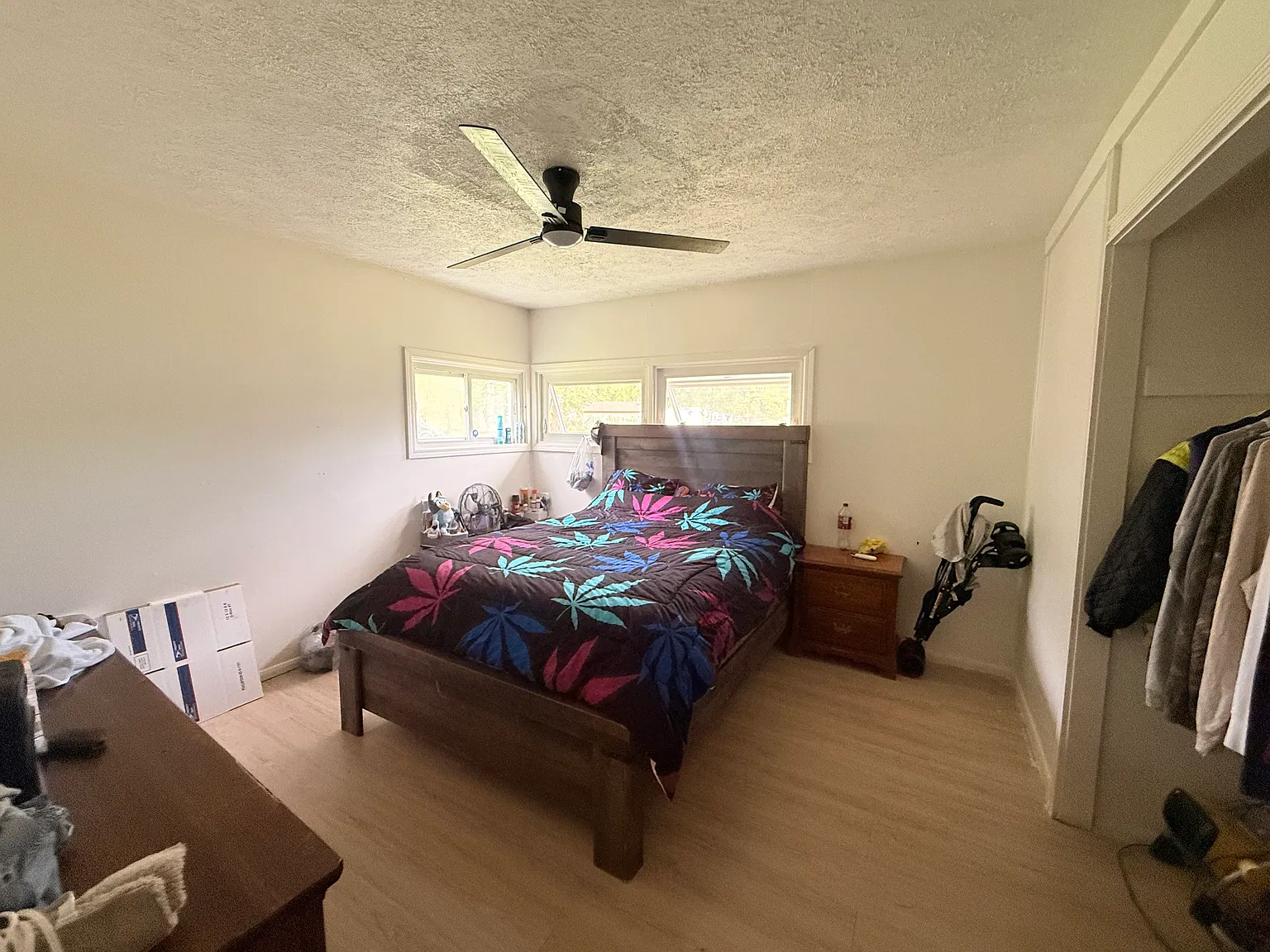 3 bed, 986 sqft, $1,500 — Photo 2
