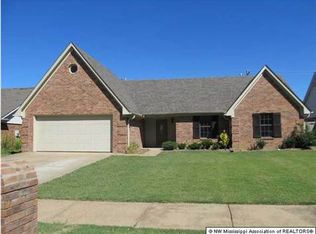 7140 Olive Ridge Dr, Olive Branch, MS 38654