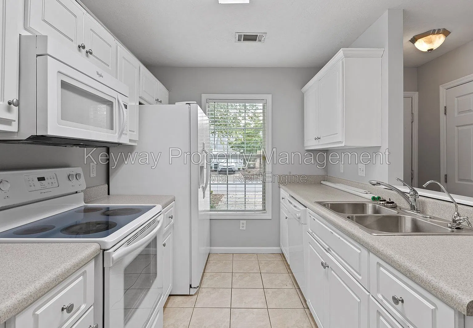 2 bed, 2.0 bath, 1092 sqft, $1,385 — Photo 4