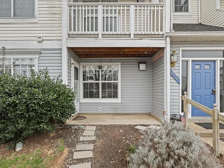 8058 Lisle Dr #101 — Photo 10