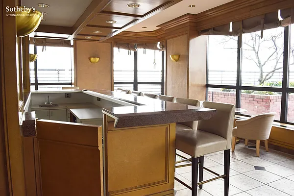 Rented by Sotheby's International Realty | media 67