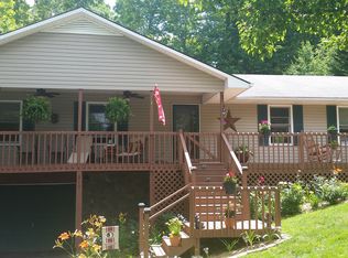 215 Cherokee Cir, Erwin, TN 37650