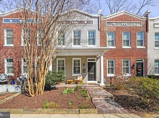 2109 37th St NW, Washington, DC 20007