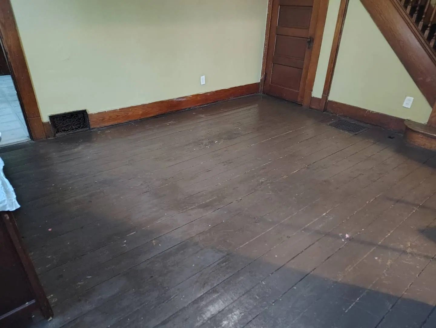 1717 N C St — Photo 2