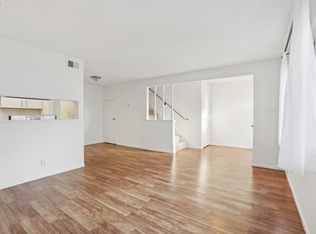 1042 Mohr Ln APT B, Concord, CA