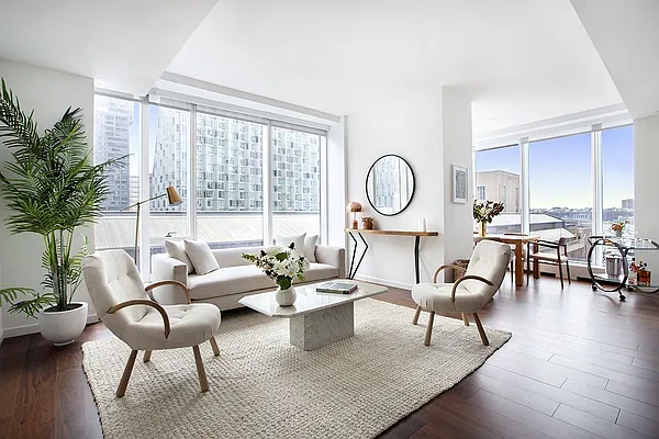 Sold by Stribling | media 19