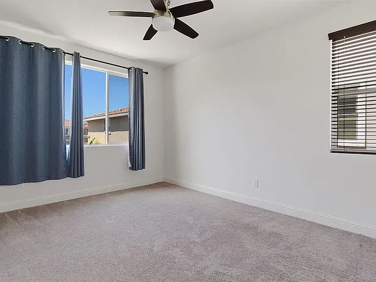 520 E Albertina Ave — Photo 30