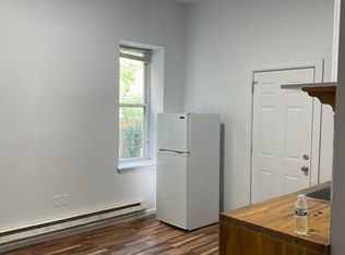 131 50th St #1R, Philadelphia, PA 19139