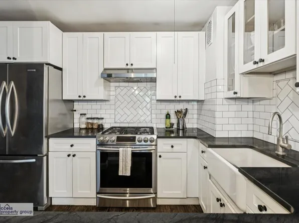 70 Park Terrace East 4B image 3 of 8