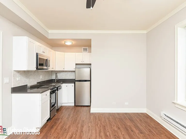 640 W Wrightwood Ave #109 — Photo 6