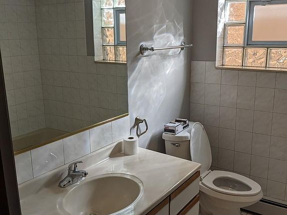 4th image of 2411 N 77th Ct #1