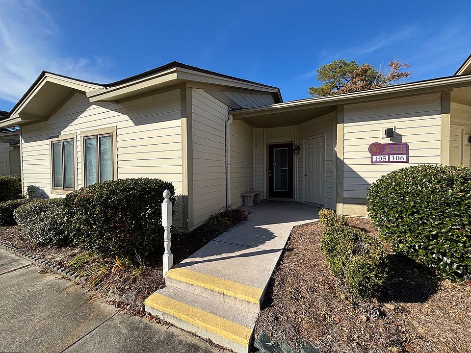 1st image of 131 Longstreet Dr APT 105