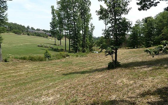 5th image of 118 Twin Ponds Ln