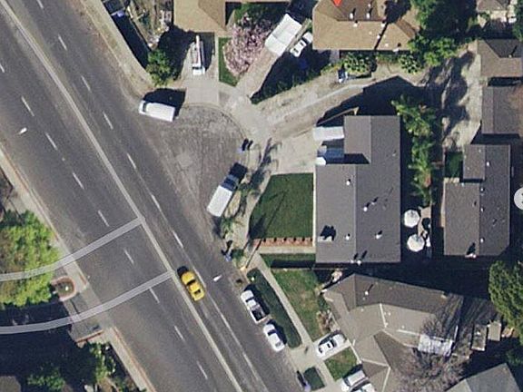 2nd image of 920 Leigh Ave