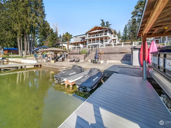5106 Jenks Point Way E, Lake Tapps, WA 98391